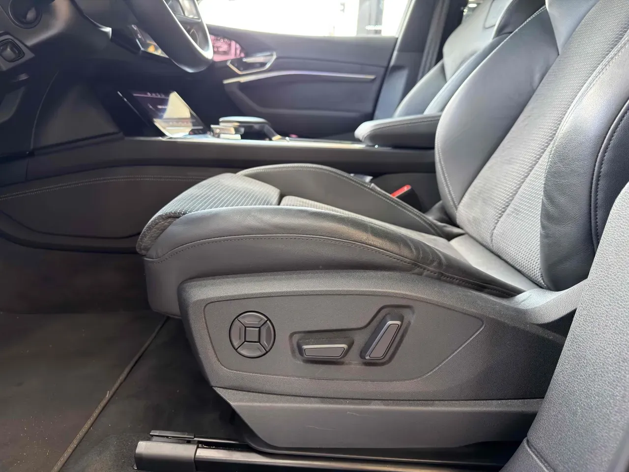 Audi E-tron Sportback - Imagem 11