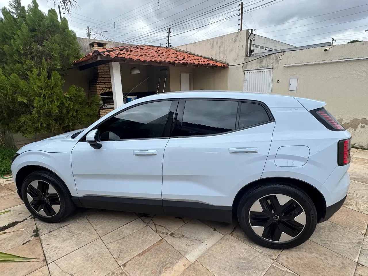 Volvo EX30 - Imagem 2