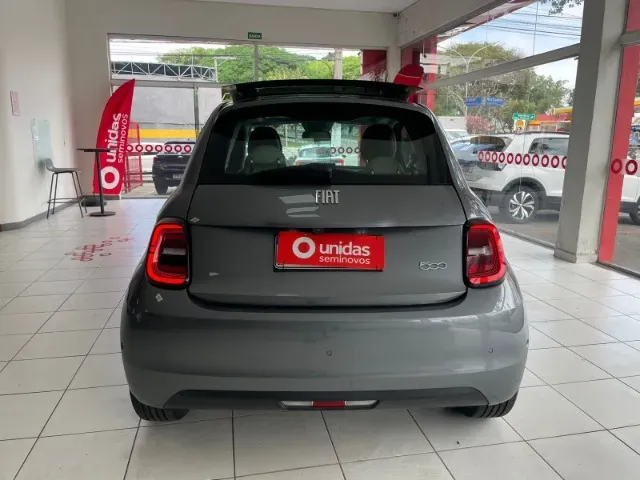 Fiat 500e - Imagem 8