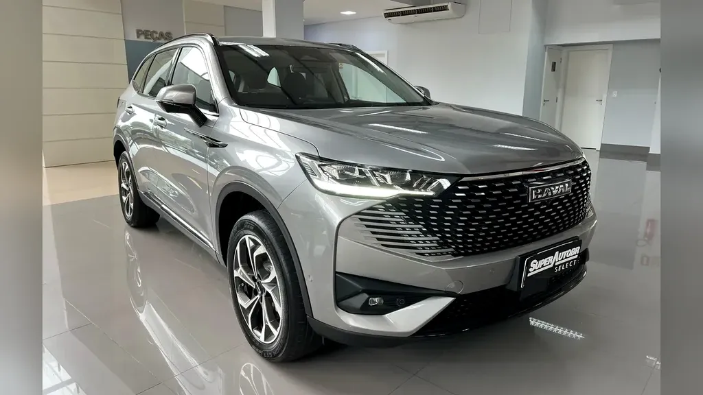 Foto de um gwm haval h6 plug-in hybrid