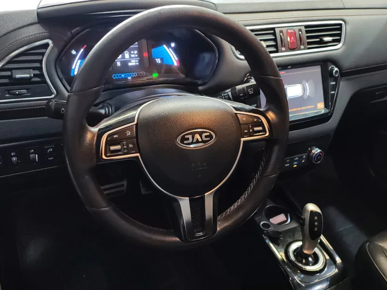 JAC Iev40 - Imagem 14