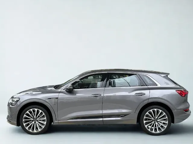 Audi E-tron S - Imagem 3
