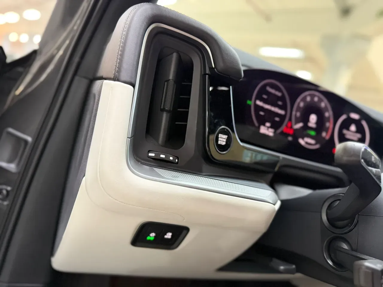 Porsche Cayenne E-hybrid - Imagem 8