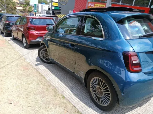 Fiat 500e - Imagem 4