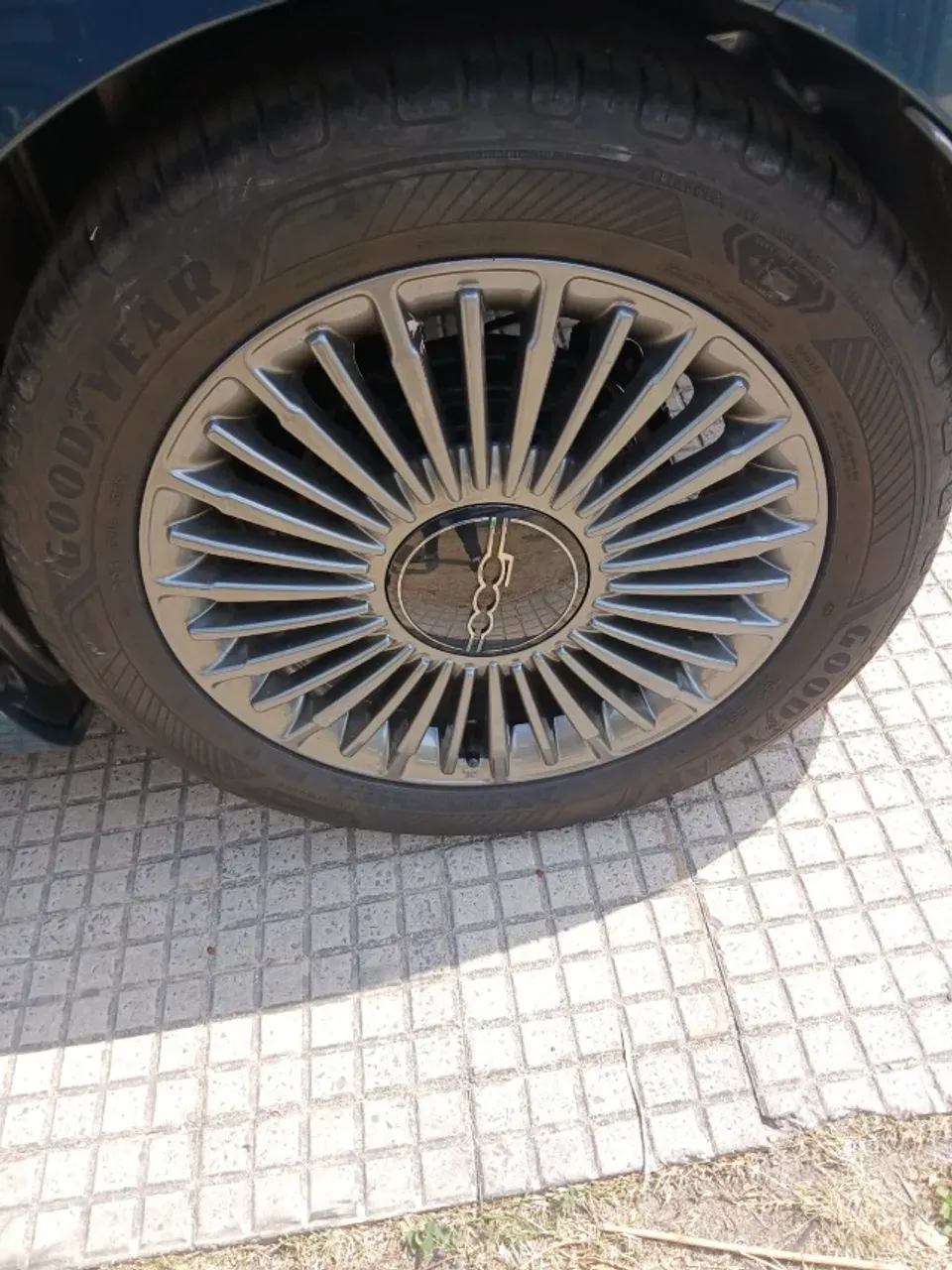 Fiat 500e - Imagem 9