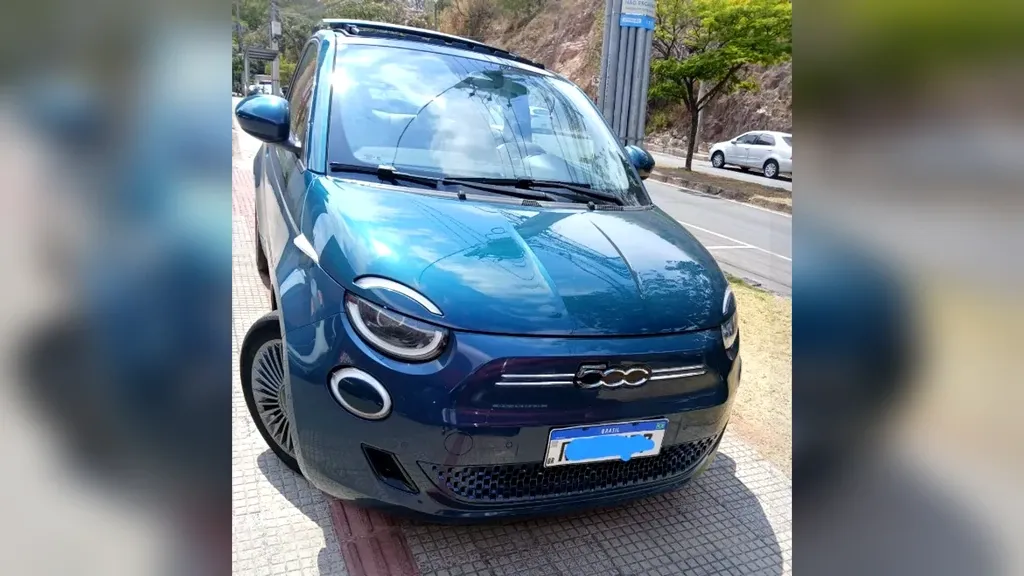 Foto de um fiat 500e