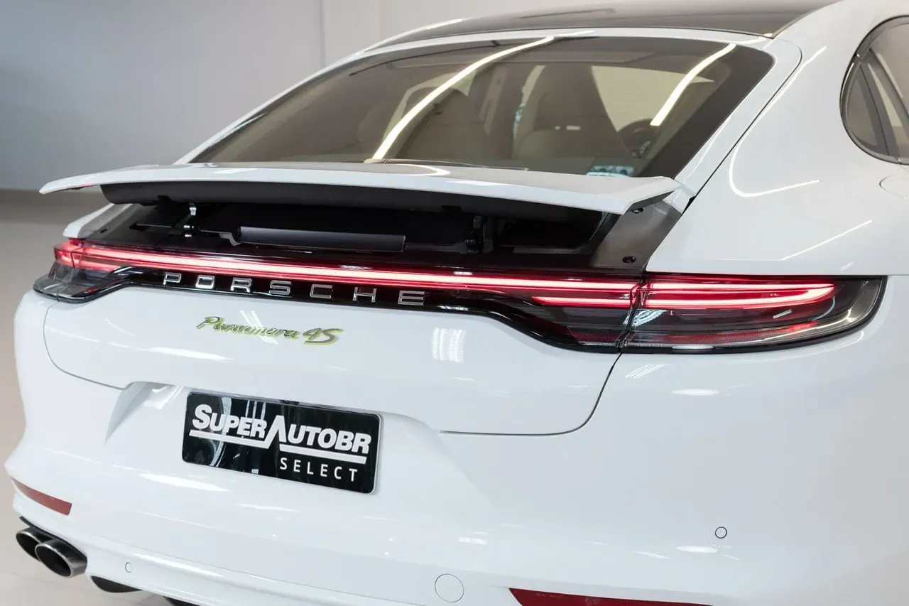 Porsche Panamera 4 E-hybrid - Imagem 10