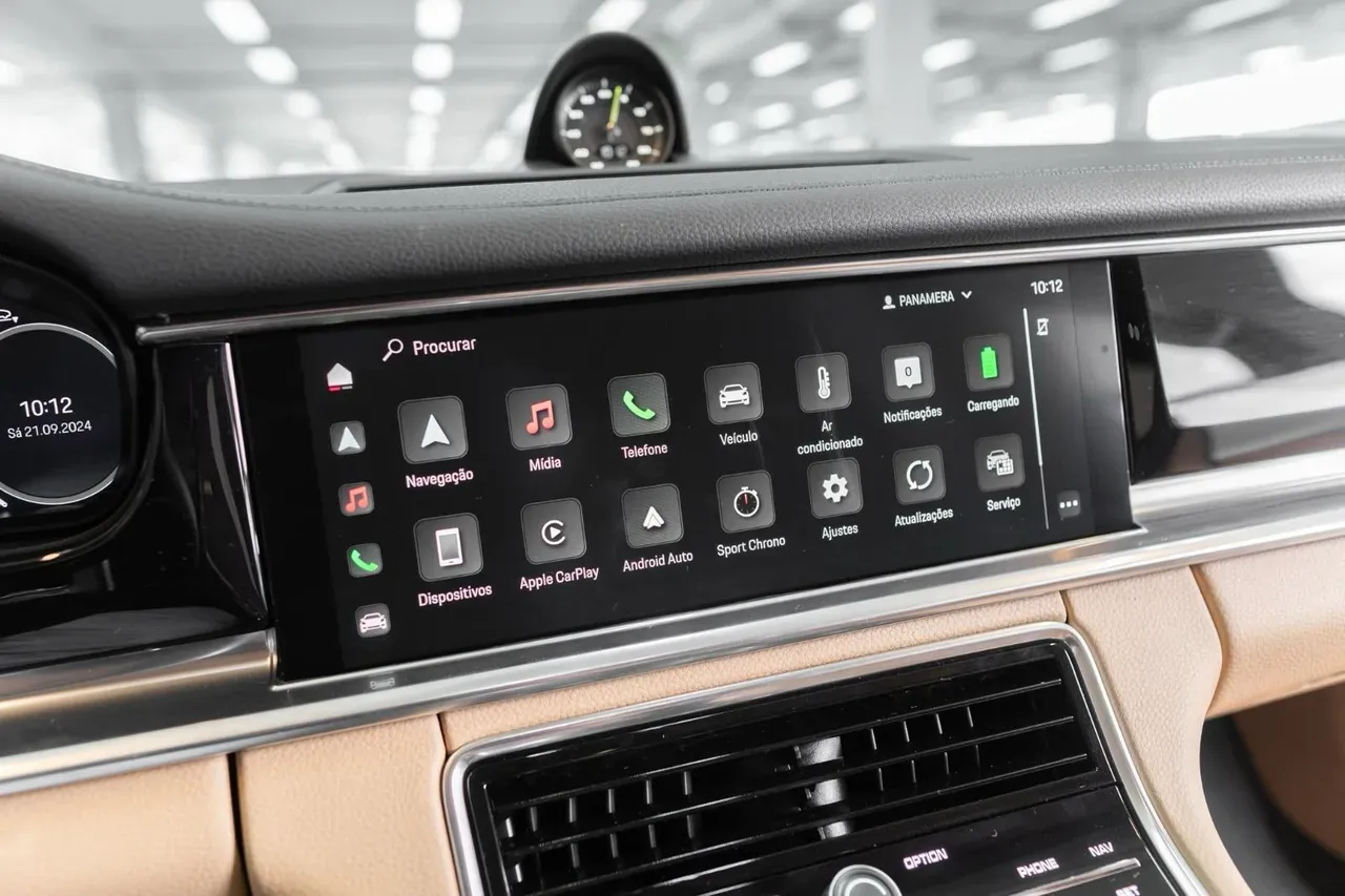 Porsche Panamera 4 E-hybrid - Imagem 12