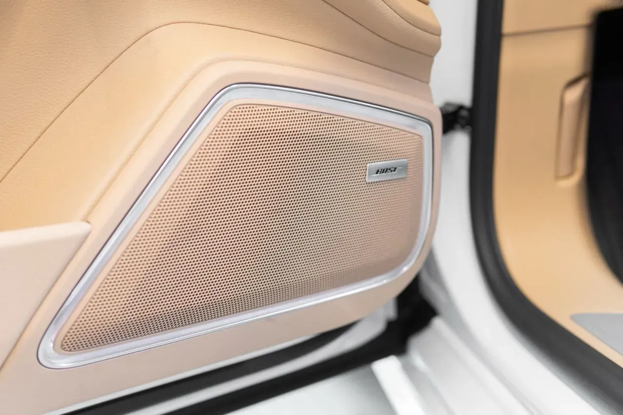 Porsche Panamera 4 E-hybrid - Imagem 14