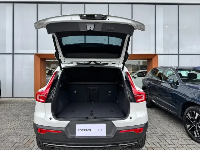 Volvo EX40 - Imagem 15