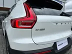 Volvo EX40 - Miniatura 3