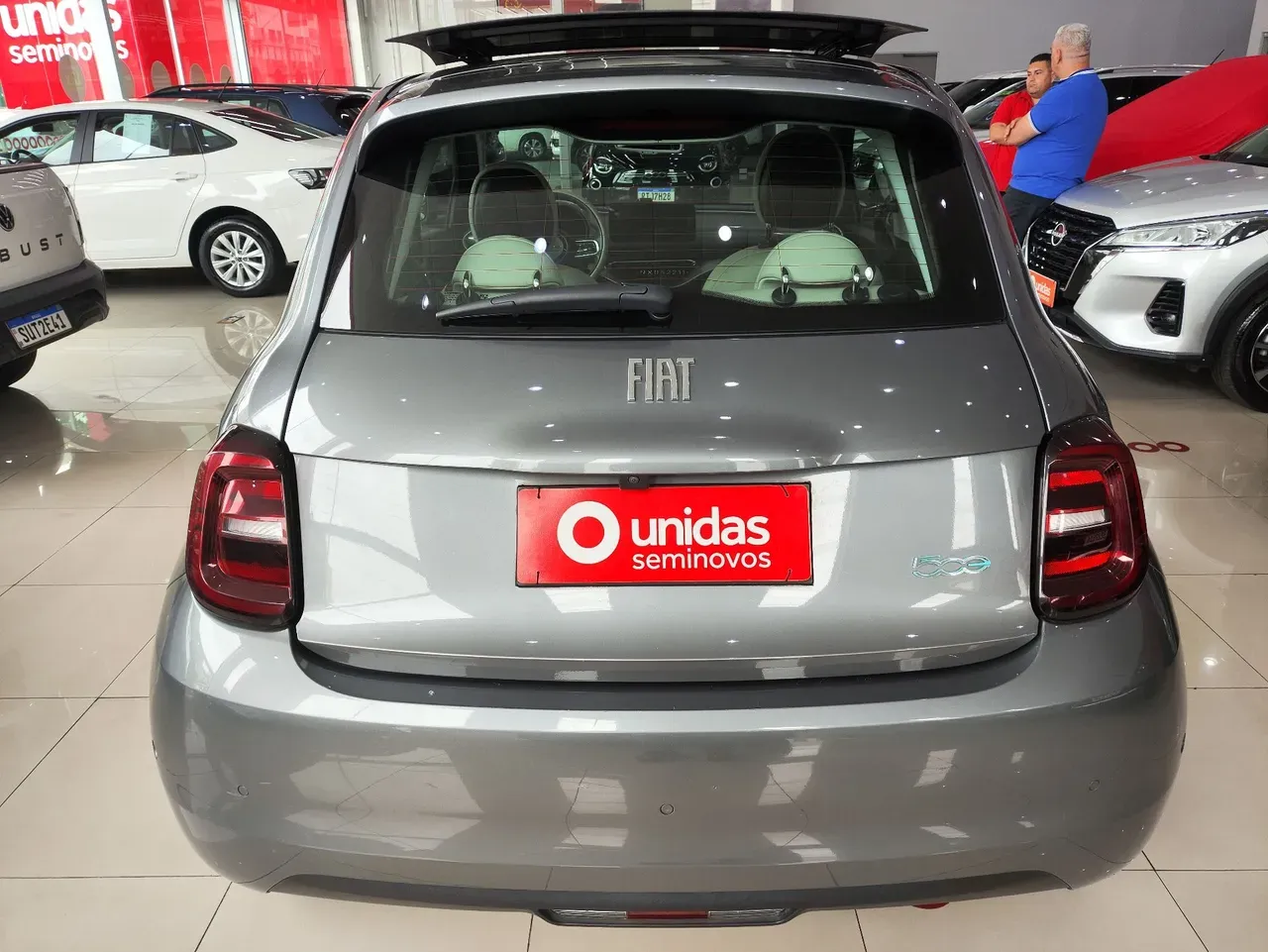 Fiat 500e - Imagem 4