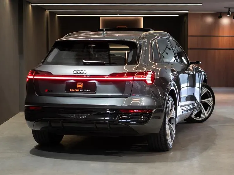 Audi Q8 E-tron - Imagem 3