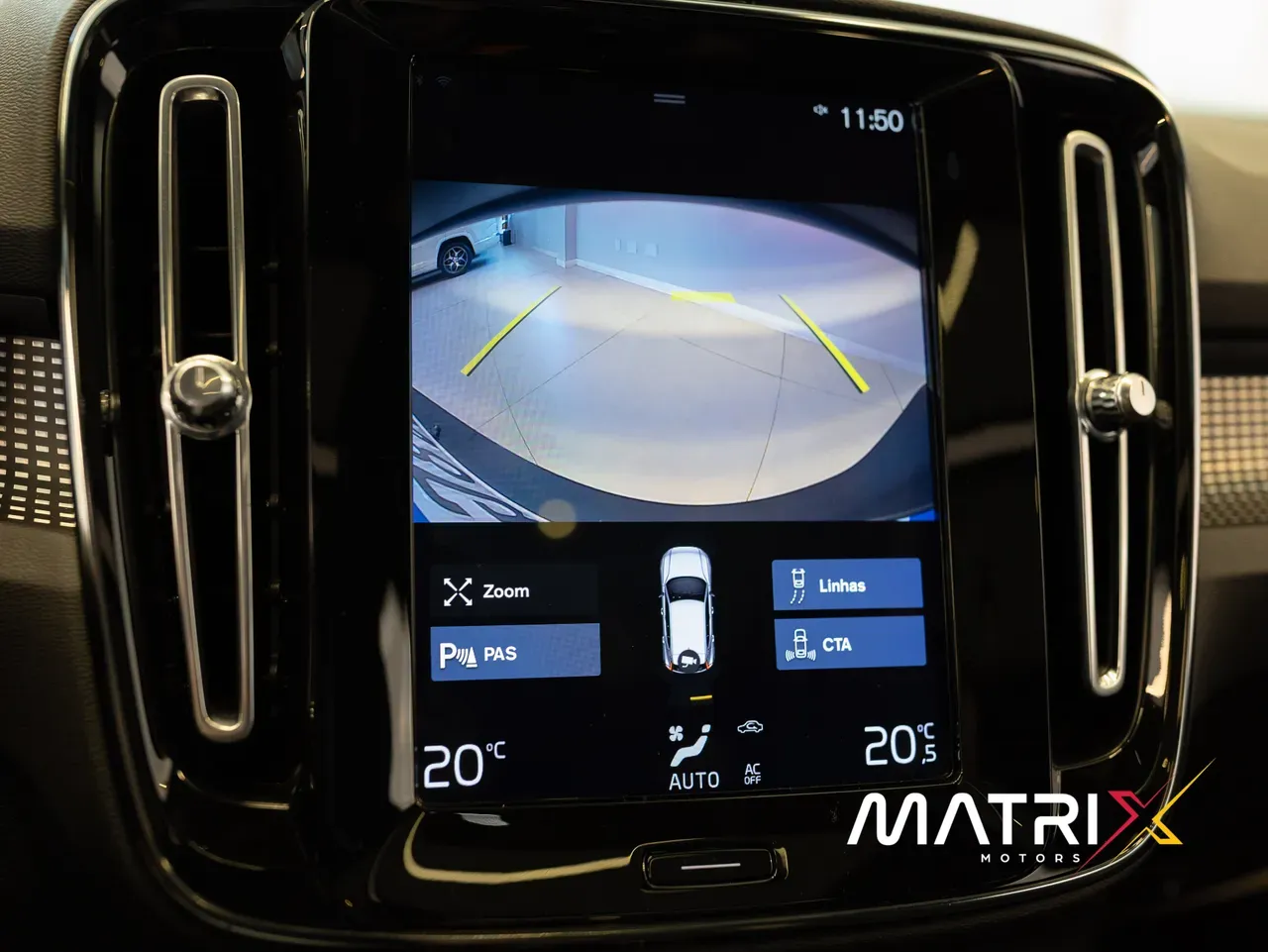 Volvo XC40 Recharge - Imagem 14