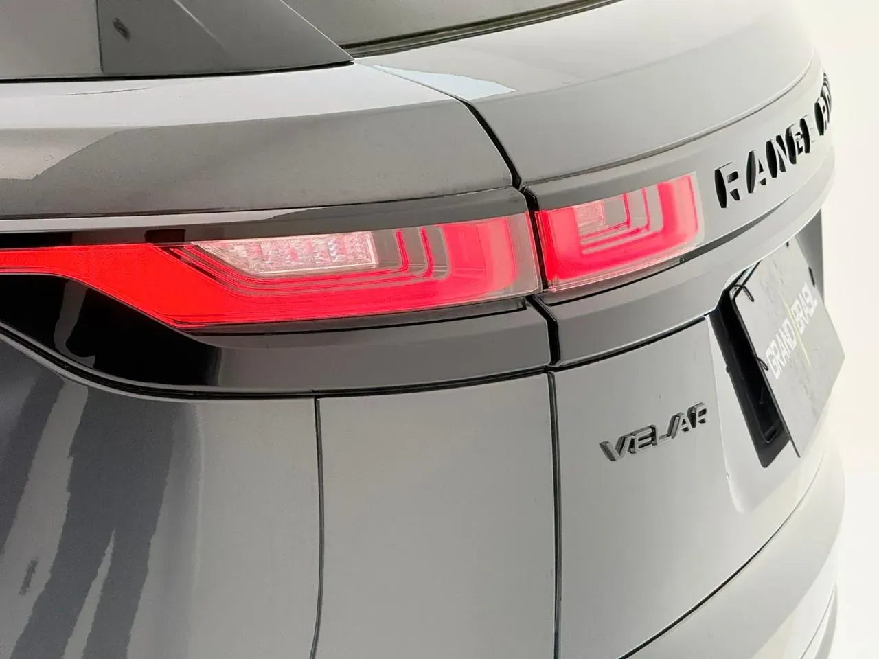 Land Rover Range Rover Sport Plug-in Hybrid - Imagem 19