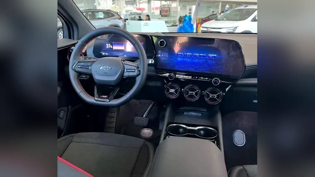 Foto de um chevrolet blazer ev