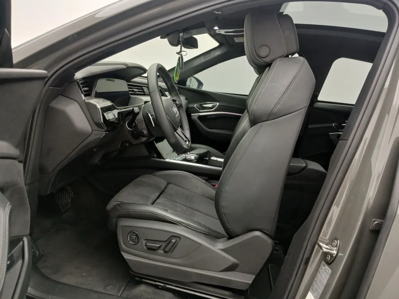 Audi E-tron - Imagem 10