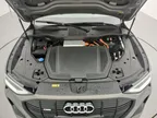 Audi E-tron - Miniatura 14