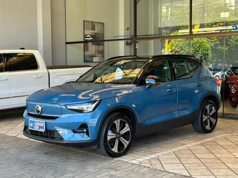 Volvo XC40 Recharge - Imagem 4