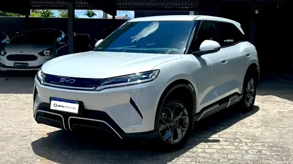 Foto de um byd yuan pro