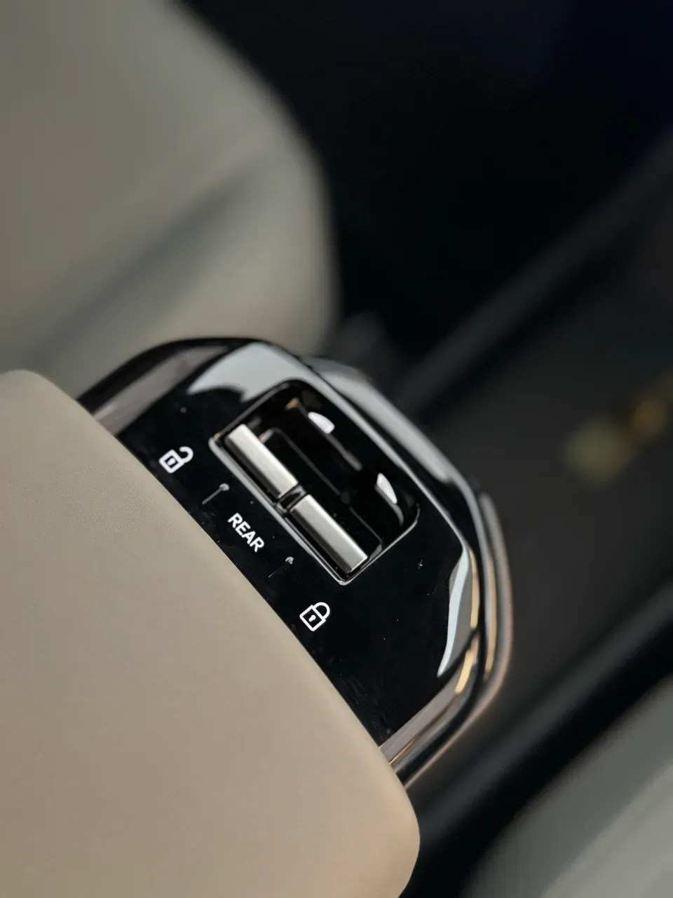 Volvo EX30 - Imagem 11