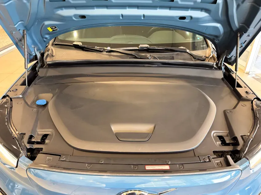 Volvo XC40 Recharge - Imagem 5