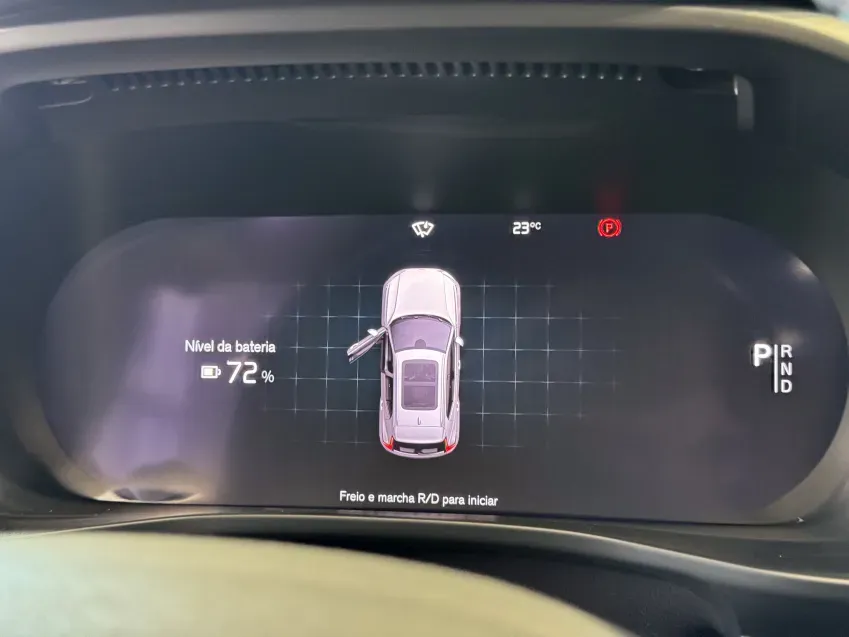Volvo XC40 Recharge - Imagem 15
