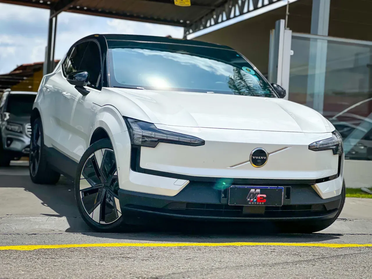 Volvo EX30 - Imagem 2