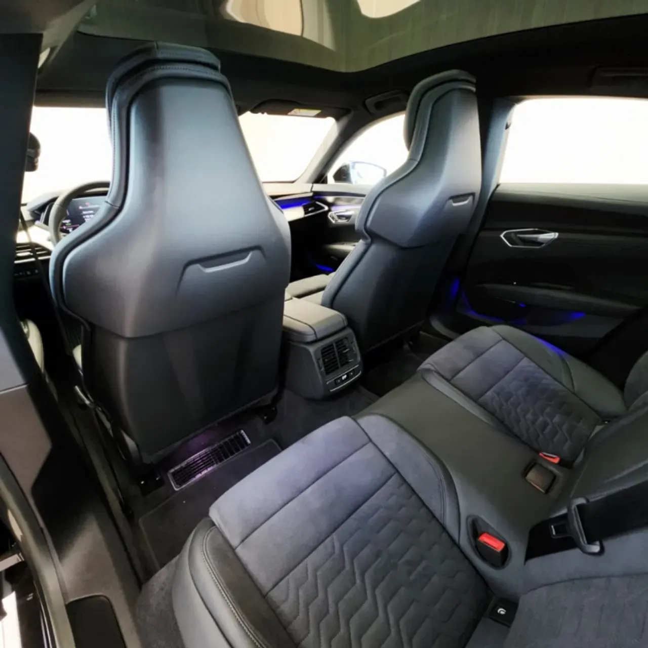 Audi E-tron GT - Imagem 10