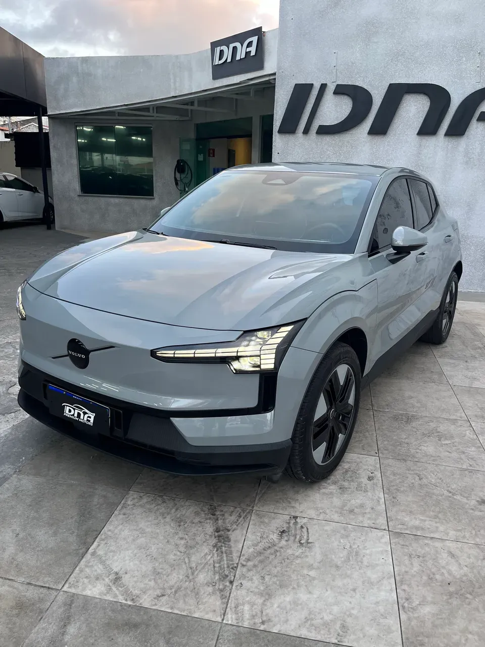 Volvo EX30 - Imagem 2