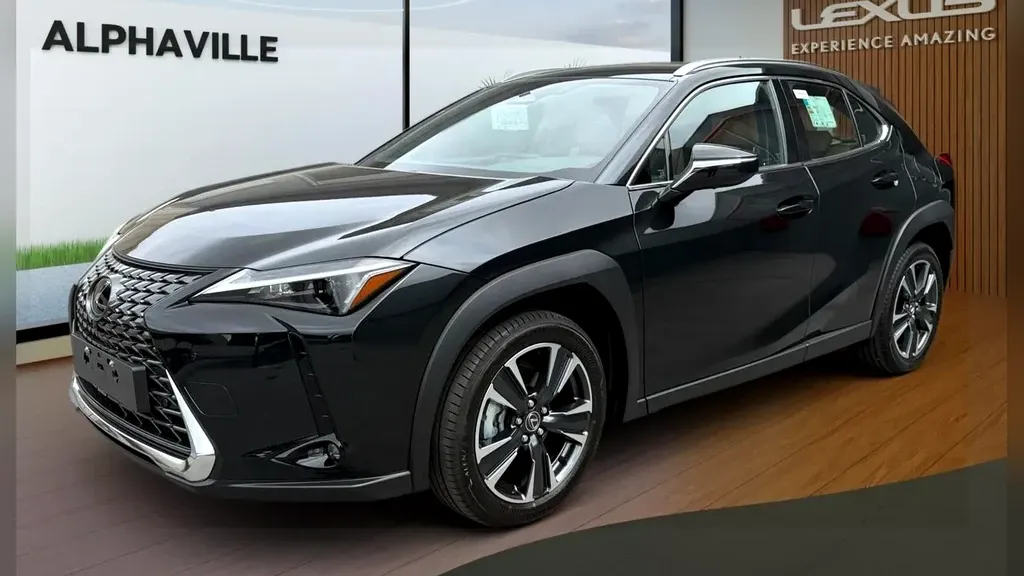 Foto de um lexus ux 300e