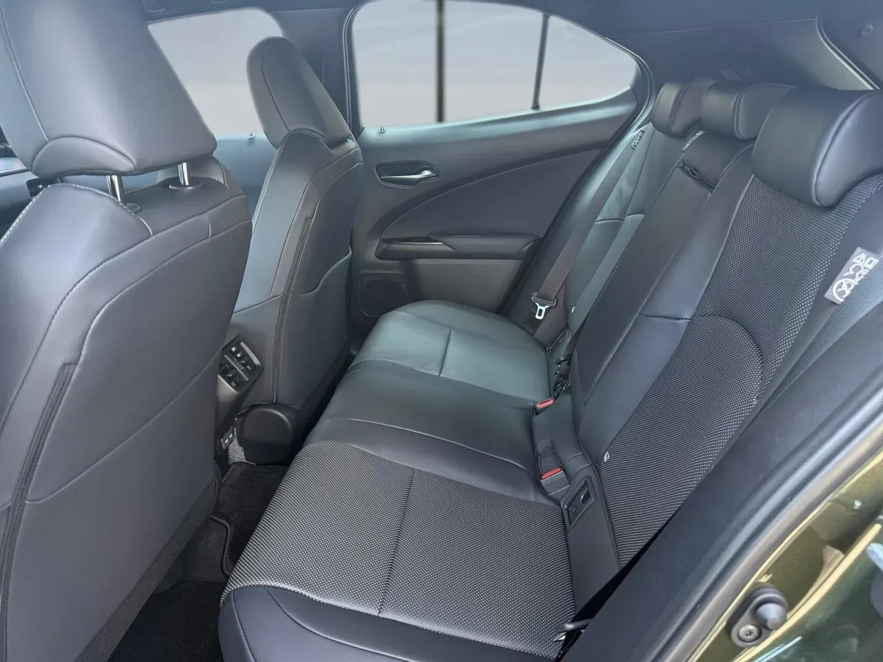 Lexus Ux 300e - Imagem 11