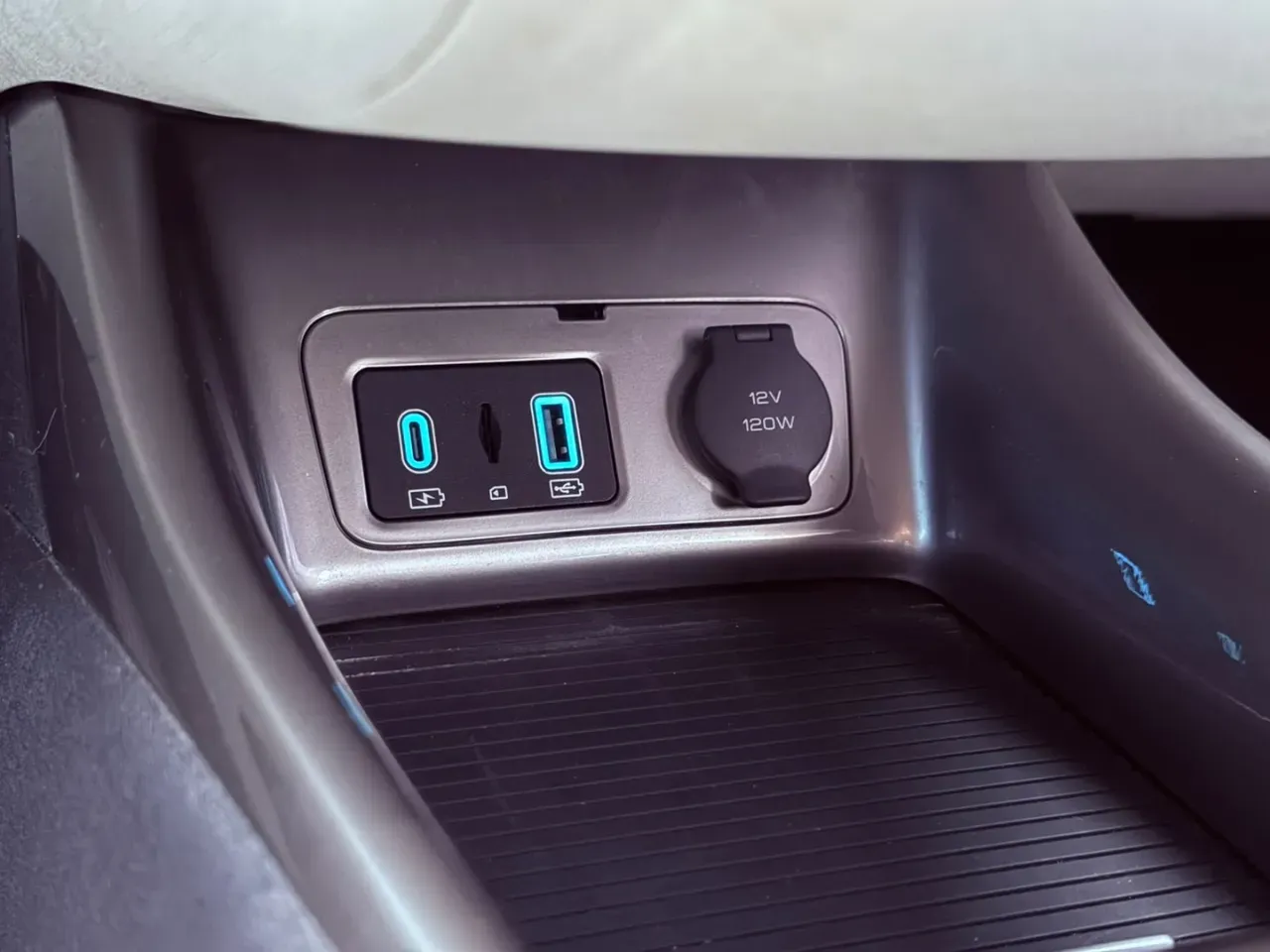 BYD Dolphin - Imagem 10