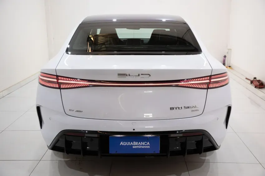 BYD Seal - Imagem 8