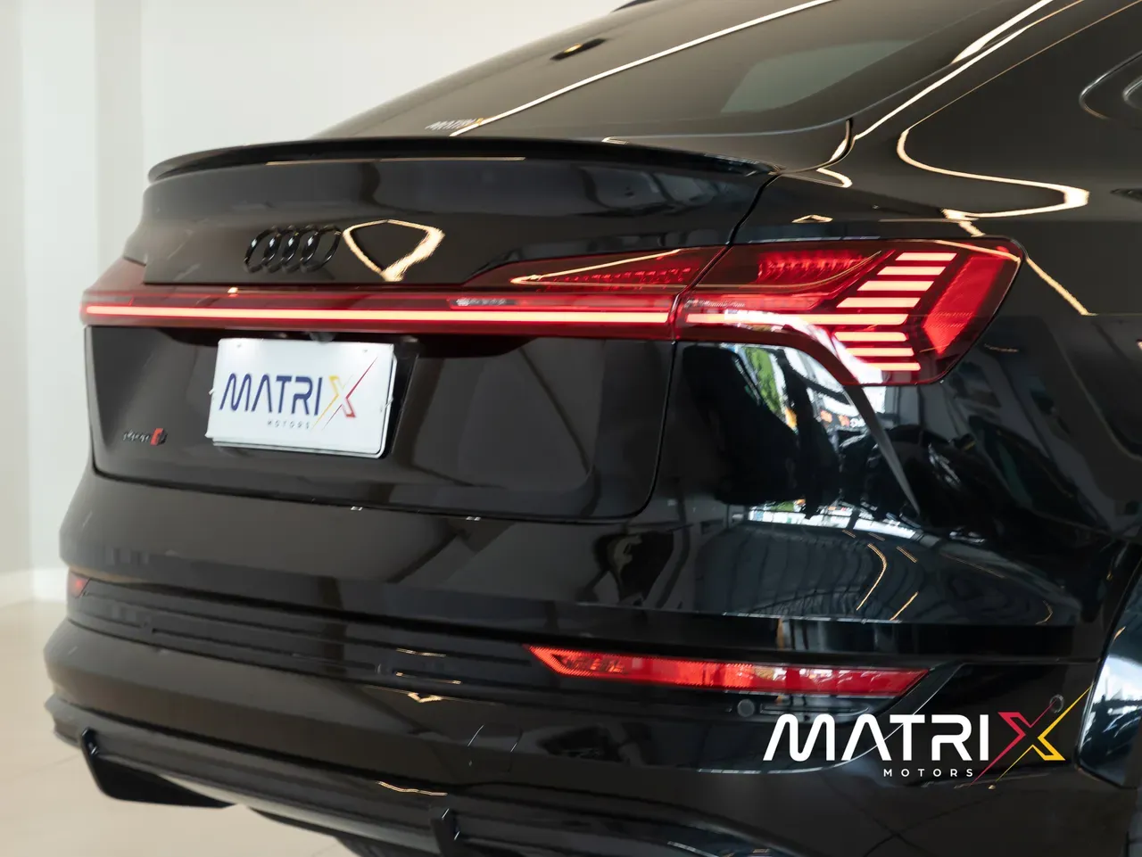 Audi E-tron S Sportback - Imagem 6