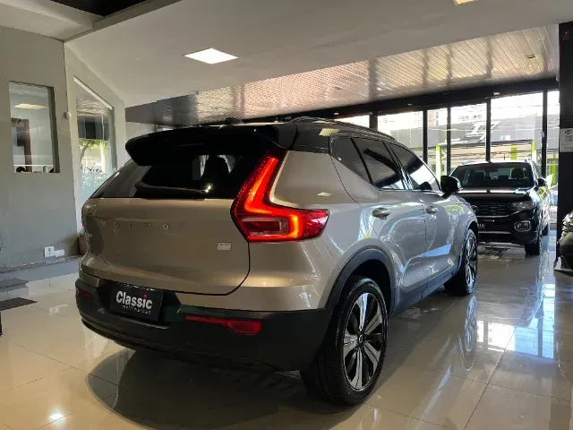 Volvo XC40 Recharge - Imagem 15