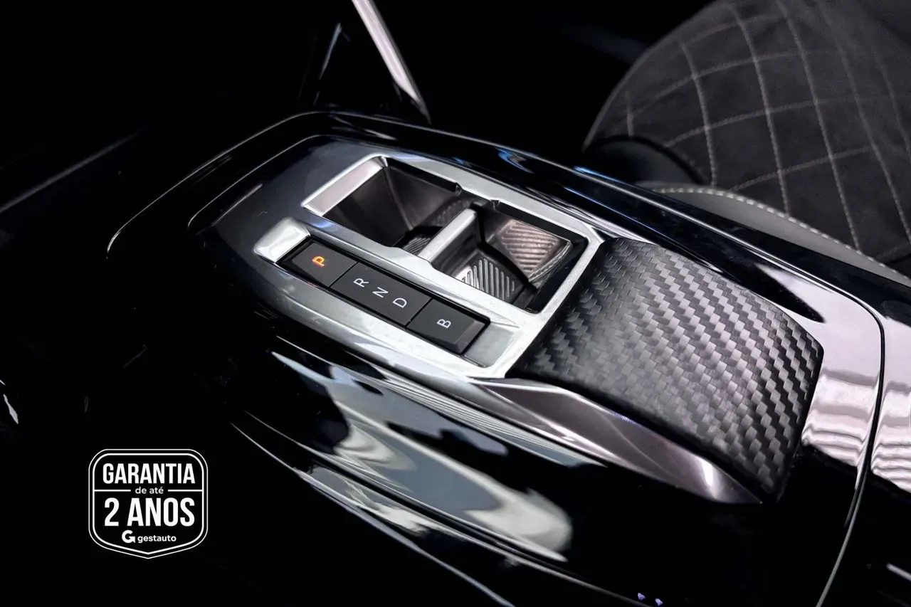 Peugeot E-2008 - Imagem 10