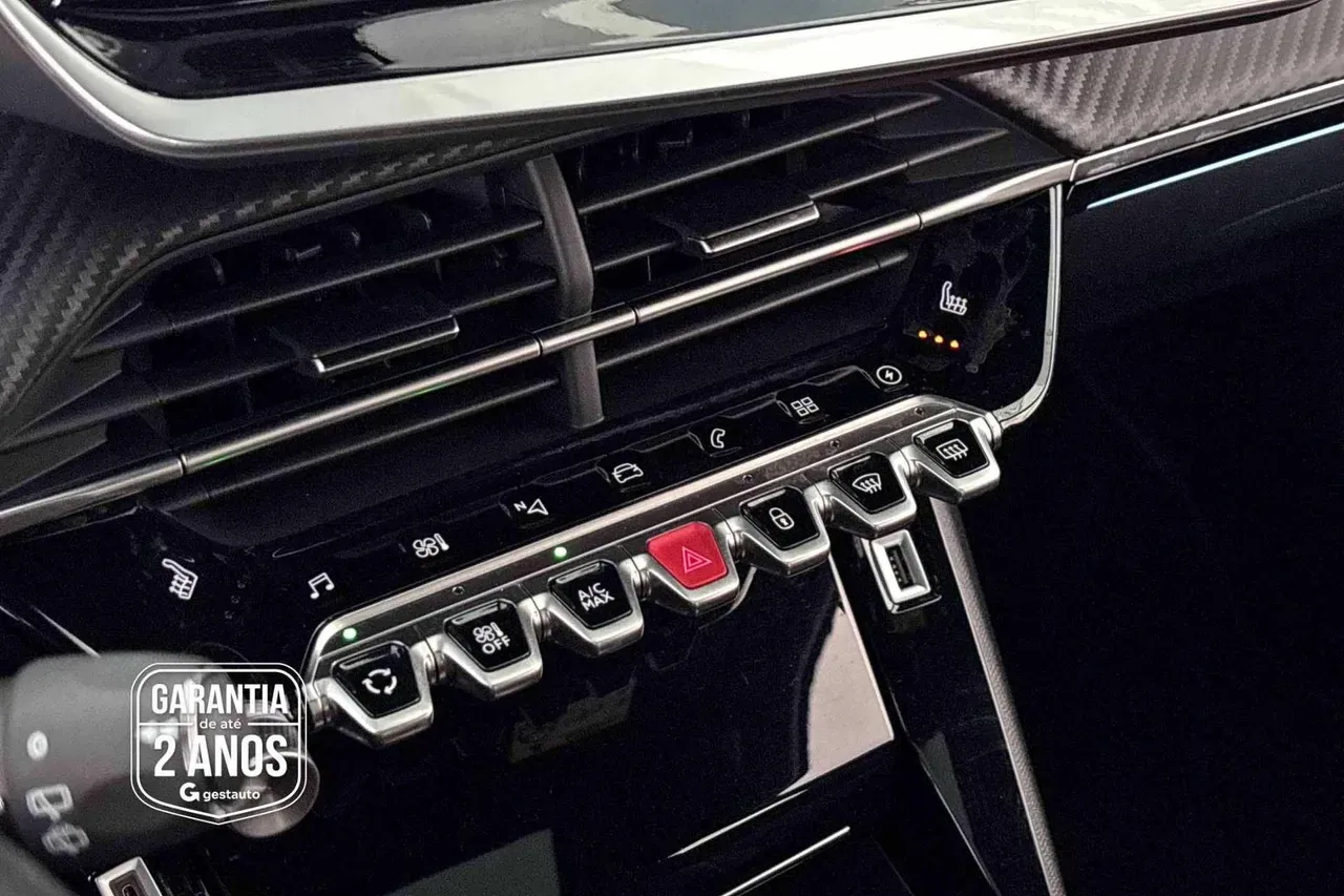 Peugeot E-2008 - Imagem 16