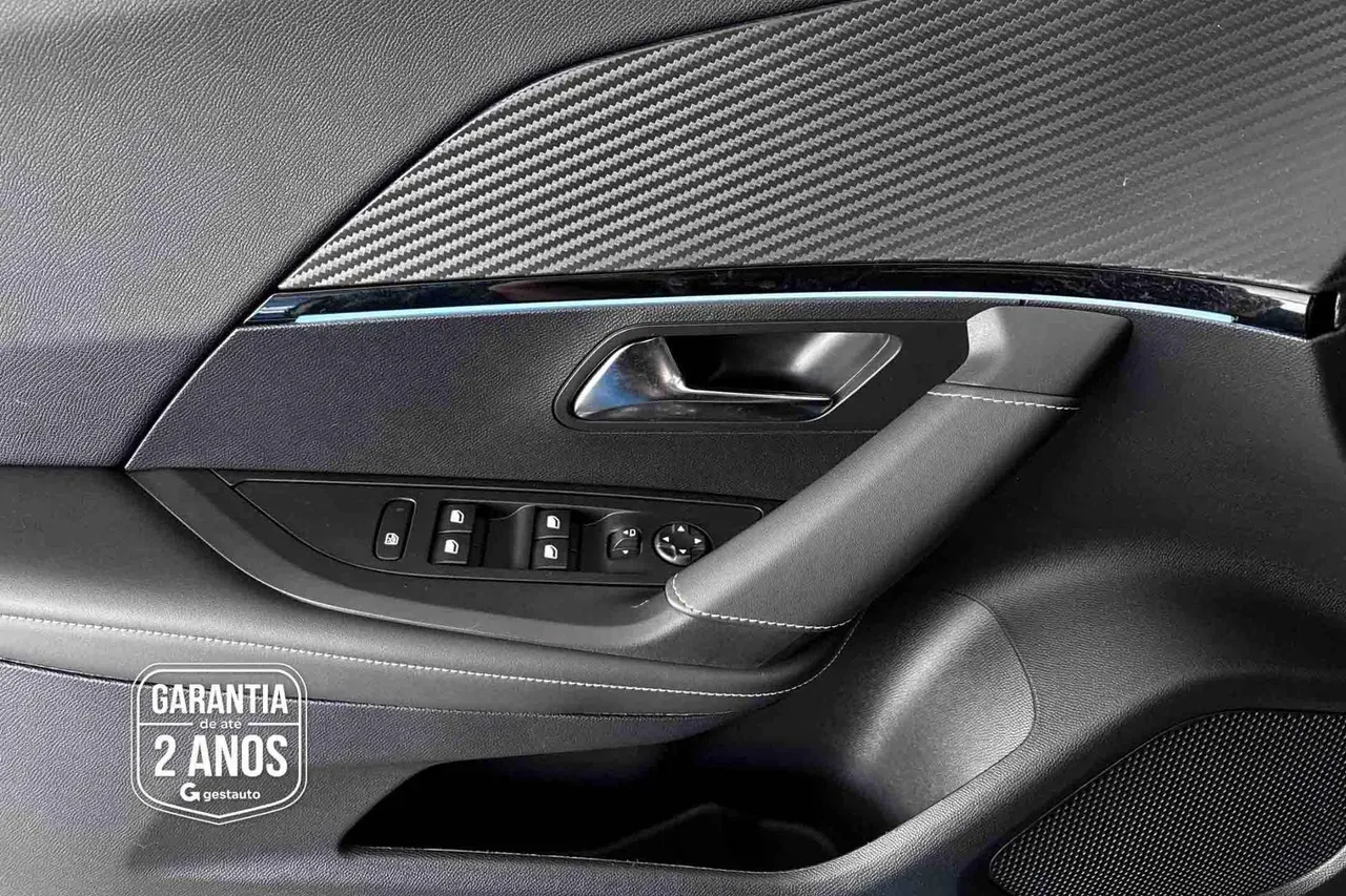 Peugeot E-2008 - Imagem 20