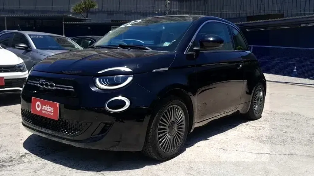Foto de um fiat 500e