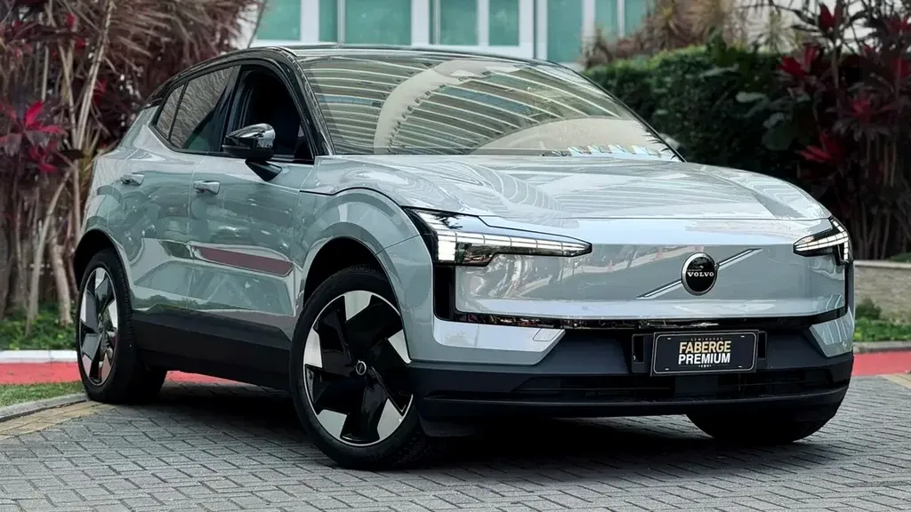 Foto de um volvo ex30