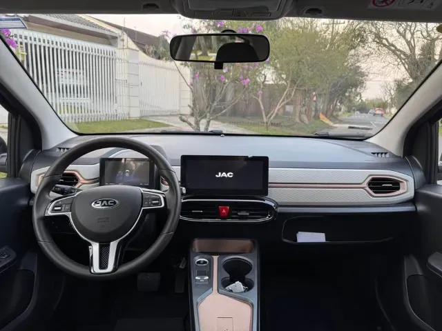 JAC E-JS1 - Imagem 4