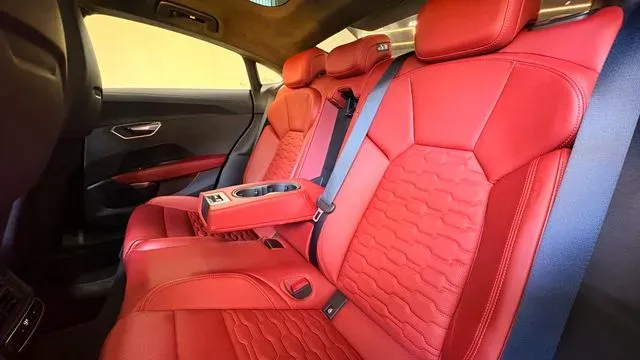 Audi Rs E-tron  GT - Imagem 10