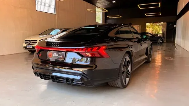 Audi Rs E-tron  GT - Imagem 3
