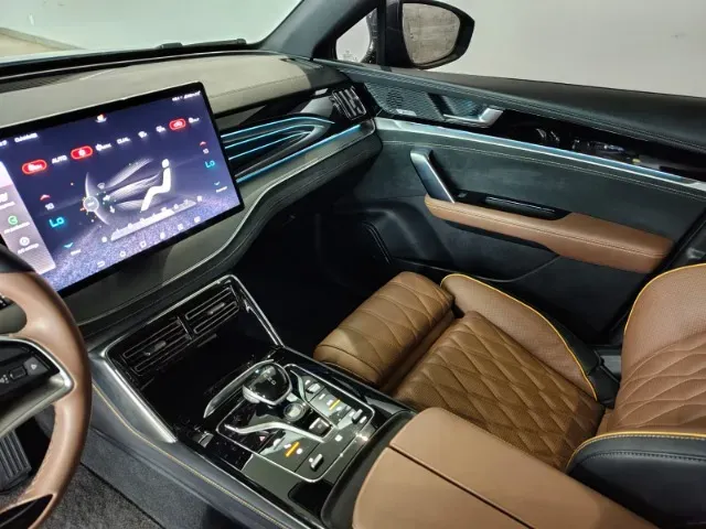 BYD Tang - Imagem 12