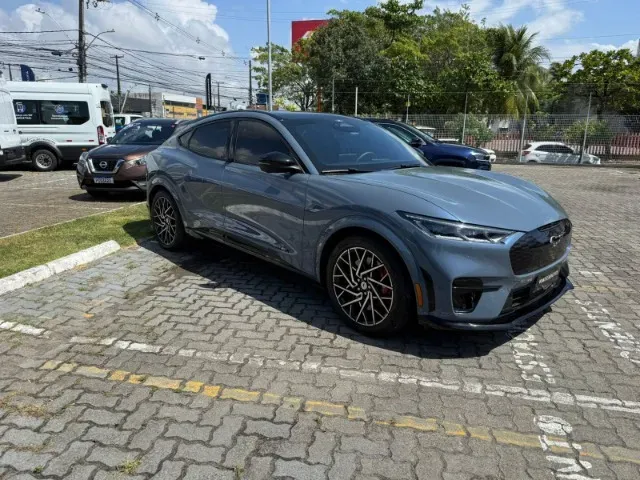 Ford Mustang Mach-e - Imagem 3