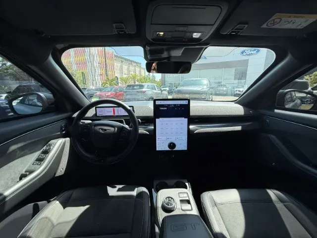 Ford Mustang Mach-e - Imagem 7