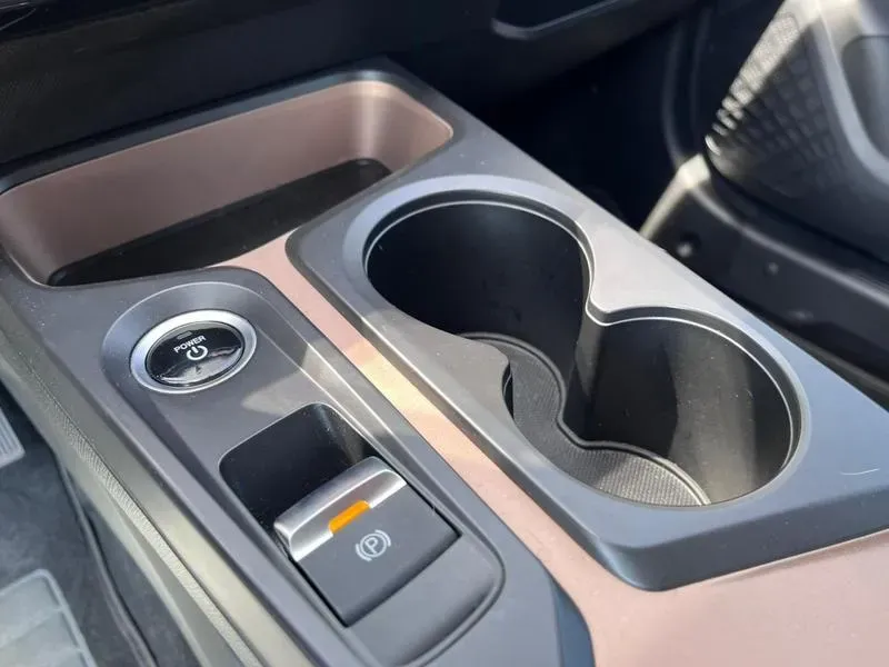 JAC E-JS1 - Imagem 18