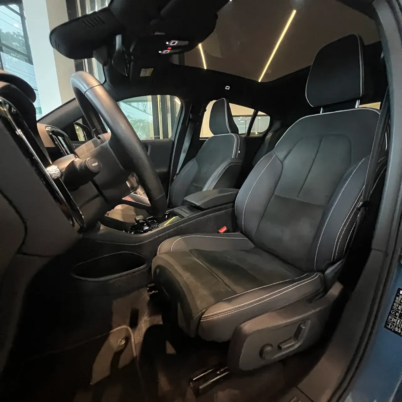 Volvo C40 Recharge - Imagem 16