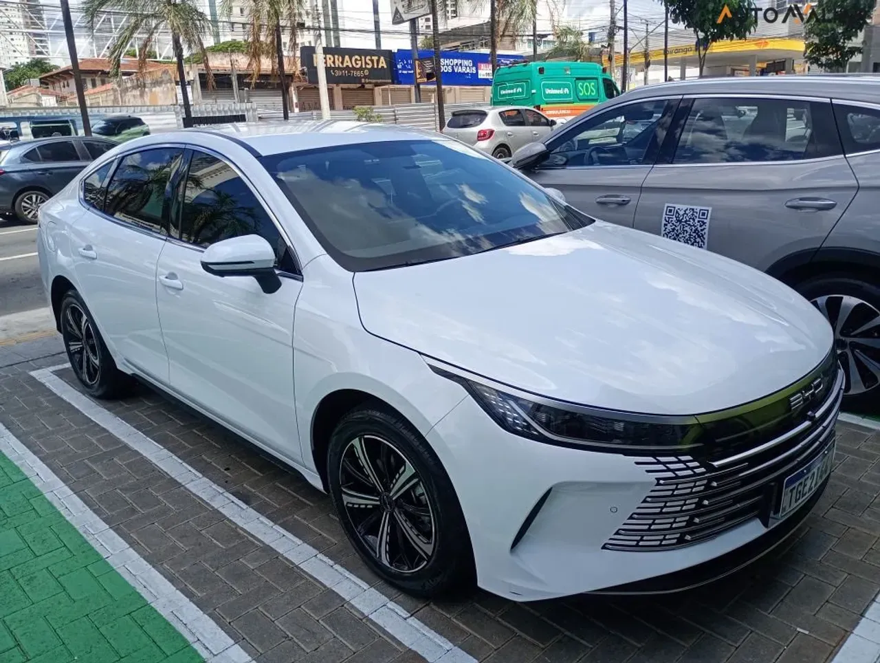 BYD King Dm-i Plug-in Hybrid - Imagem 2